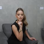 Dra Caroline Avilla, cliente de marketing para clínicas de estética e saúde