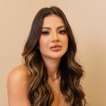 Dra Amanda M, cliente de marketing para clínicas de estética e saúde